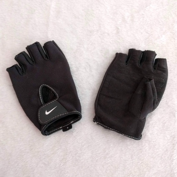 nike biking gloves